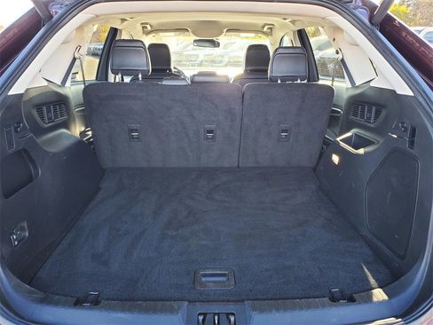 Used 2024 Ford Edge Titanium image 29