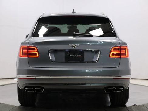 Used 2019 Bentley Bentayga image 62