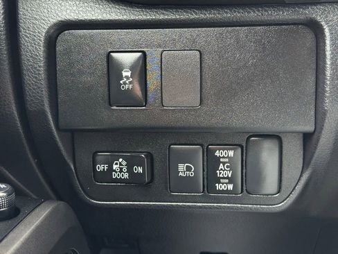 Certified 2022 Toyota Tacoma TRD Sport image 29