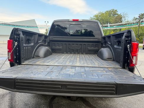 Used 2019 Ford F150 Lariat w/ Equipment Group 502A Luxury image 5