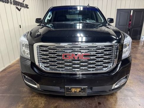 Used 2020 GMC Yukon Denali w/ Denali Premium Package AWD/4WD image 2