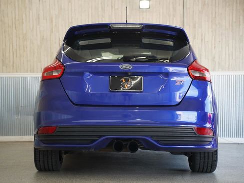 Used 2015 Ford Focus ST image 9