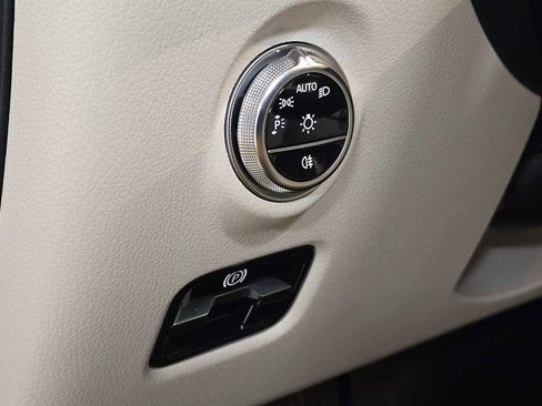 Certified 2025 Mercedes-Benz C 300 C 300 image 24