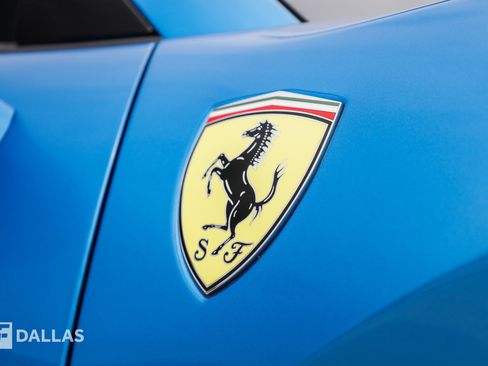 Used 2018 Ferrari 488 Spider RWD image 22