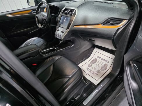 Used 2019 Lincoln MKC Select AWD/4WD image 7