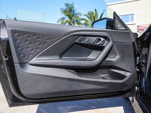 Used 2025 BMW 230i Coupe w/ Premium Package RWD image 24