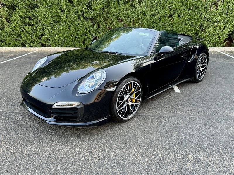 Used 2015 Porsche 911 Turbo S w/ High-end Infotainment Package AWD/4WD image 6