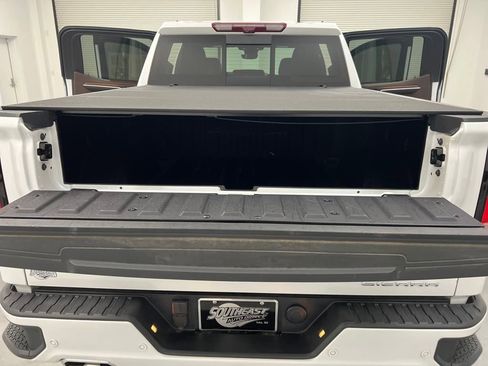 Used 2024 GMC Sierra 1500 Denali w/ Denali Reserve Package image 34