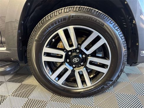 Used 2021 Toyota 4Runner Limited image 26