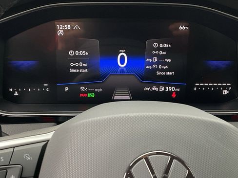 Used 2025 Volkswagen Jetta Sport image 21