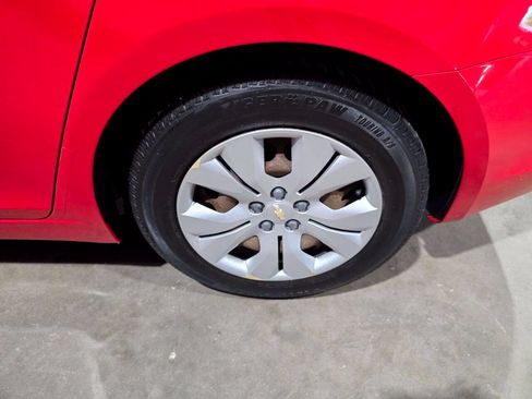 Used 2016 Chevrolet Cruze LS FWD image 23