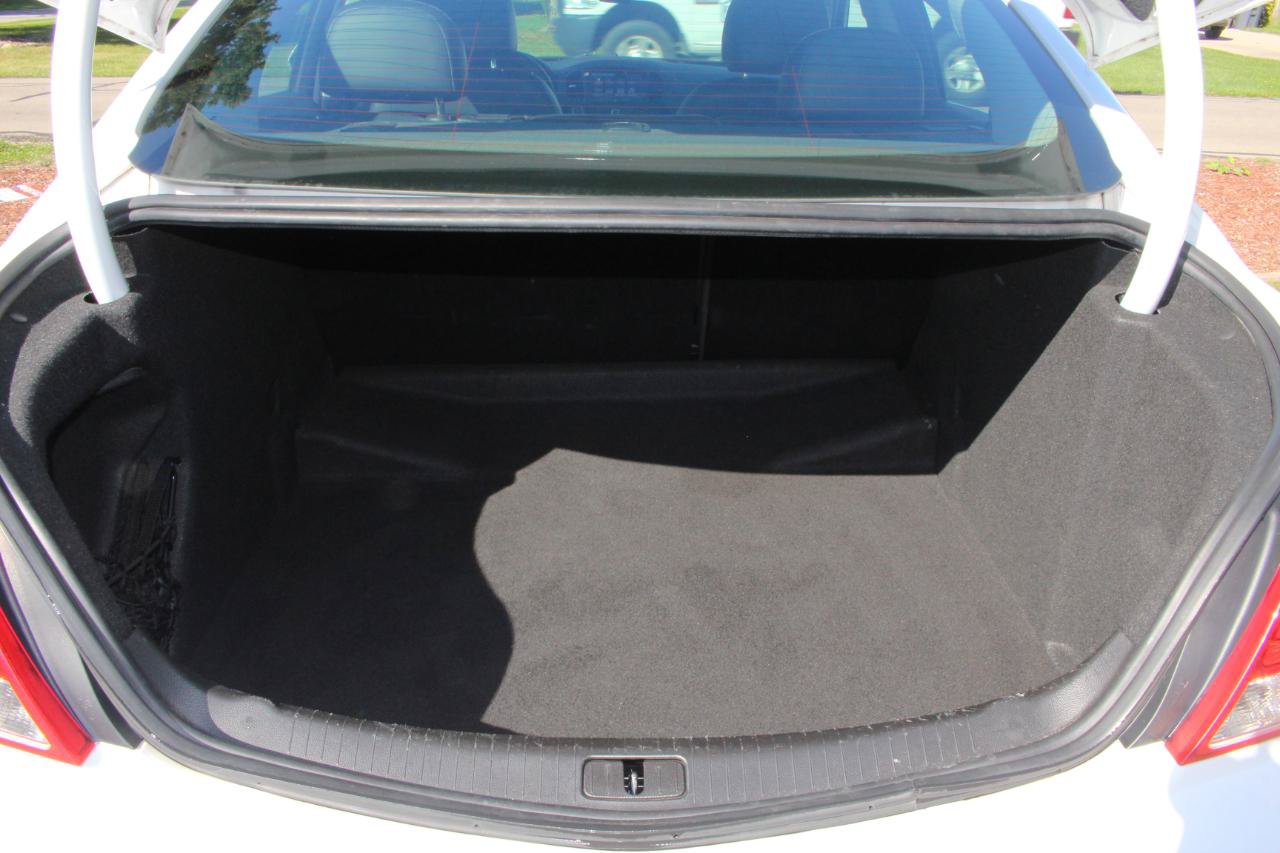Used 2013 Buick Regal Premium FWD image 42