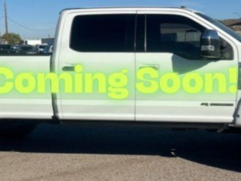 Used 2018 Ford F250 XLT w/ XLT Premium Package AWD/4WD image 3
