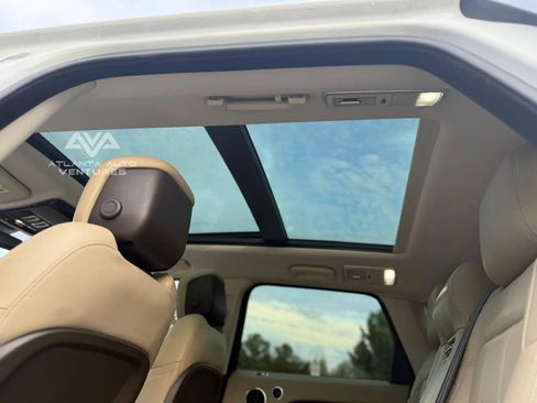 Used 2018 Land Rover Range Rover Sport HSE image 38