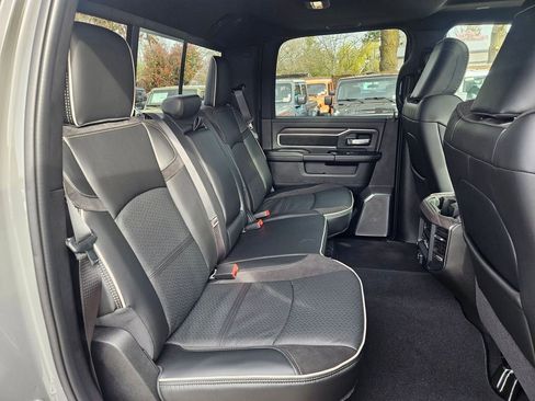 New 2026 RAM 2500 Laramie AWD/4WD image 15