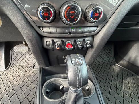 Used 2018 MINI Cooper Countryman image 9
