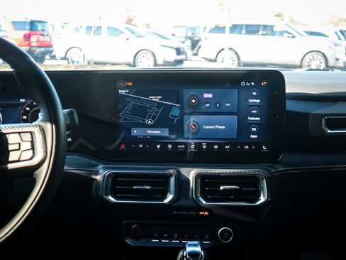 Used 2025 Ford Mustang Premium image 29