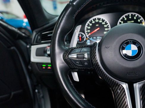 Used 2016 BMW M5 image 40
