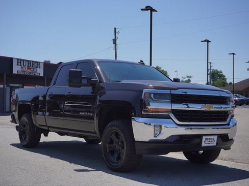Used 2018 Chevrolet Silverado 1500 LT w/ All Star Edition AWD/4WD image 9