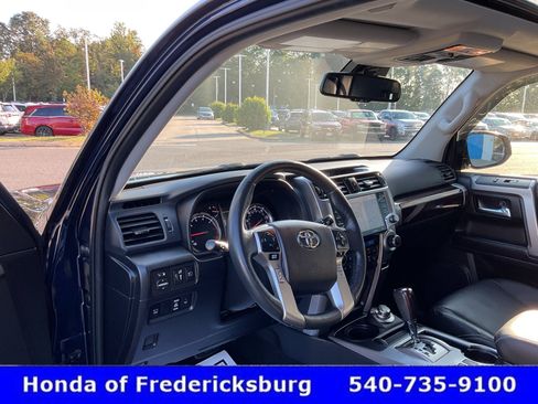 Used 2023 Toyota 4Runner Limited AWD/4WD image 35