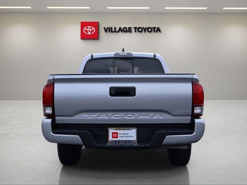 Certified 2022 Toyota Tacoma SR w/ SR Convenience Package image 4