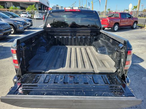 Certified 2023 Nissan Frontier SV w/ Midnight Edition Package image 12