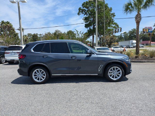 Used 2021 BMW X5 xDrive45e w/ Premium Package 2 AWD/4WD image 4