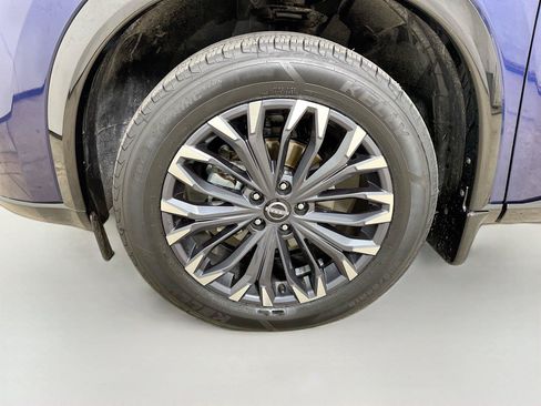 Used 2024 Nissan Rogue Platinum w/ Platinum Premium Package AWD/4WD image 30