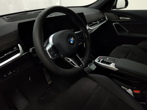 Used 2026 BMW X1 xDrive28i w/ Technology Package AWD/4WD image 4