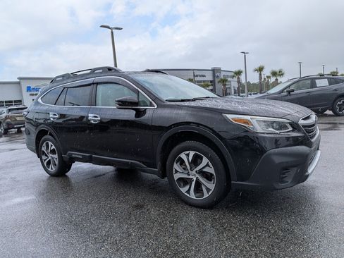 Used 2020 Subaru Outback Limited XT w/ Popular Package #2 AWD/4WD image 2