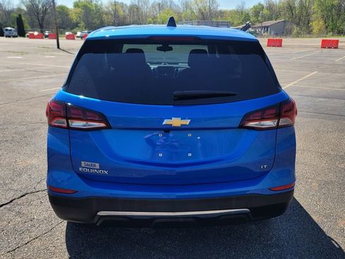 Used 2024 Chevrolet Equinox LT w/ LPO, Floor Liner Package FWD image 10