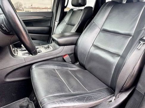 Used 2021 Jeep Grand Cherokee Limited w/ Luxury Group II image 9