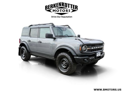 Used 2022 Ford Bronco Black Diamond AWD/4WD image 1