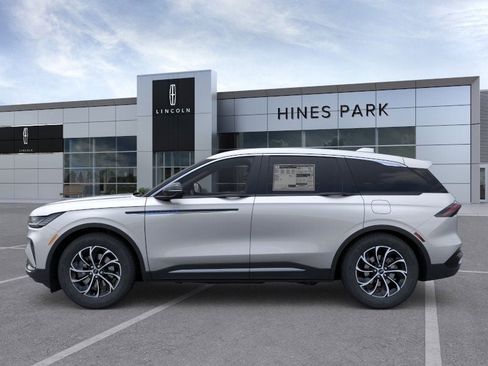 New 2026 Lincoln Nautilus Premier w/ Equipment Group 102A image 3