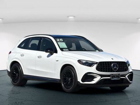 Used 2025 Mercedes-Benz GLC 43 AMG 4MATIC image 9