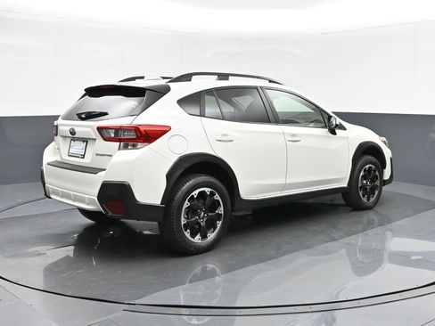 Used 2023 Subaru Crosstrek 2.0i Premium image 7