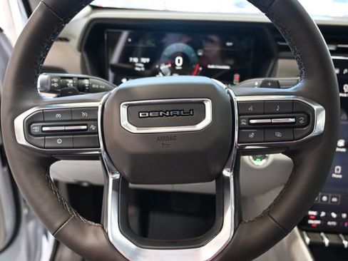New 2026 GMC Terrain Denali w/ LPO, Floor Liner Package AWD/4WD image 22