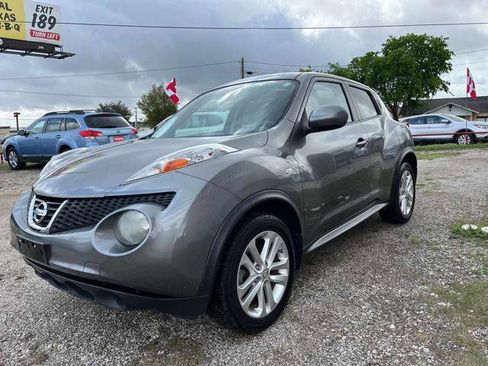 Used 2014 Nissan Juke SV w/ Navigation Package FWD image 4