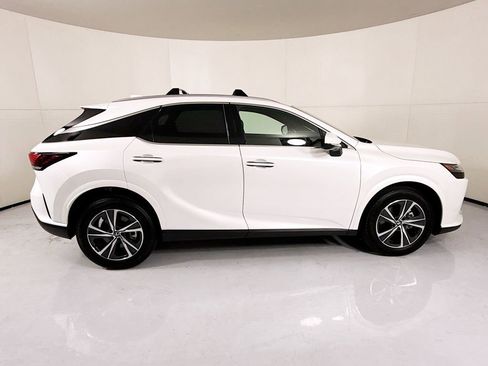 Certified 2025 Lexus RX 350 FWD w/ Accessory Package image 4