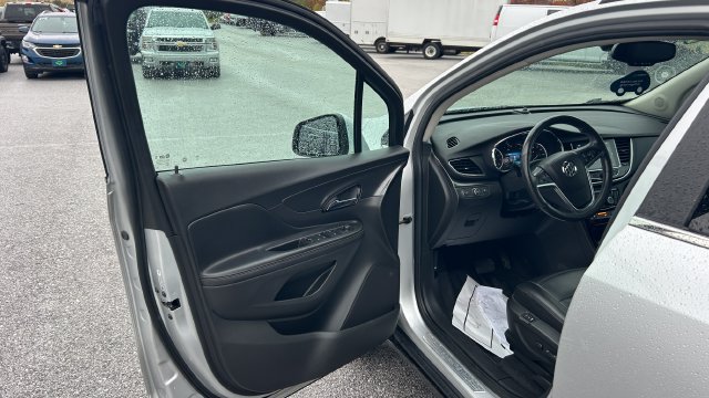 Certified 2019 Buick Encore Essence AWD/4WD image 13