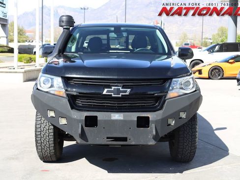 Used 2018 Chevrolet Colorado Z71 AWD/4WD image 9
