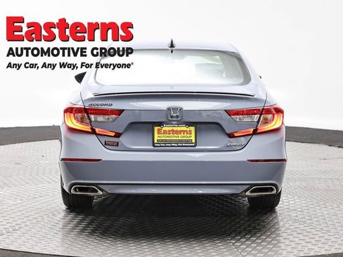 Used 2022 Honda Accord Sport image 6