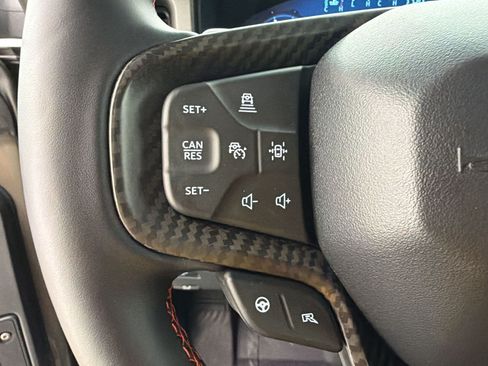 Certified 2025 Ford Bronco Raptor w/ Interior Carbon Fiber Pack AWD/4WD image 17