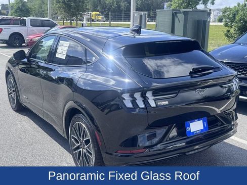 Used 2024 Ford Mustang Mach-E Premium AWD/4WD image 7