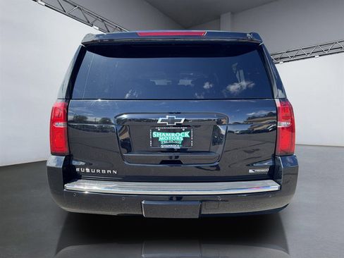 Used 2018 Chevrolet Suburban Premier AWD/4WD image 6