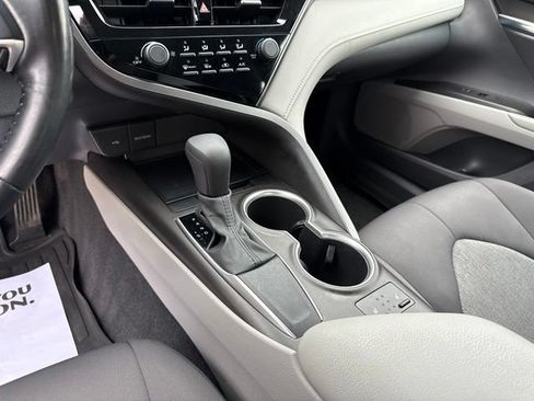 Used 2021 Toyota Camry LE w/ Cold Weather Package FWD image 21