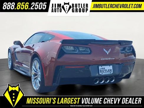 Used 2019 Chevrolet Corvette Z06 RWD image 2