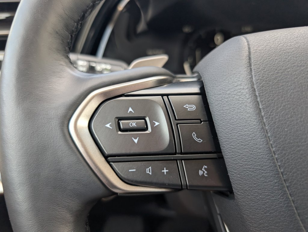 Used 2025 Lexus RX 350 Premium Plus w/ Accessory Package (Z1) FWD image 18