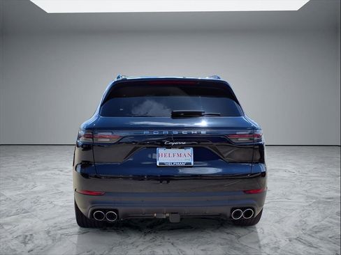 Used 2023 Porsche Cayenne image 6