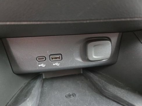 Used 2025 Buick Envista Avenir image 58